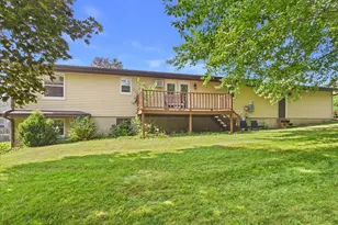 1114 W Lynwood Ct, Freeport, IL 61032 - Photo 32