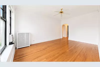 2208 W Winnemac Avenue #APT2, Chicago, IL 60625 - Photo 8
