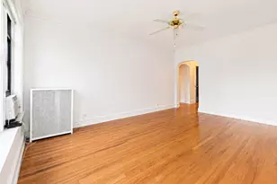 2208 W Winnemac Ave, Chicago, IL 60625 - Photo 8