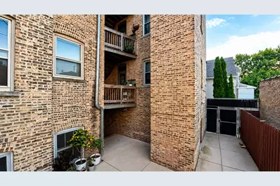 2208 W Winnemac Avenue #APT2, Chicago, IL 60625 - Photo 30