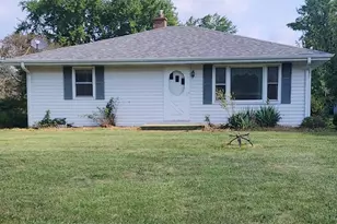 13298 W 21st St, Wadsworth, IL 60083 - Photo 1