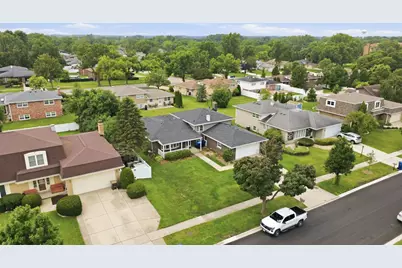 601 Honey Locust Lane, Darien, IL 60561 - Photo 28