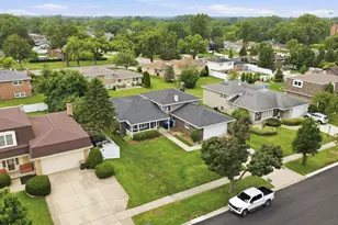 601 Honey Locust Ln, Darien, IL 60561 - Photo 28