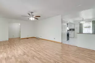 2308 185th St, Lansing, IL 60438 - Photo 10