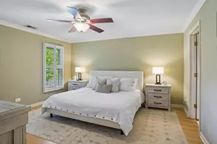 2543 E Hunter Dr, Arlington Heights, IL 60004 - Photo 14