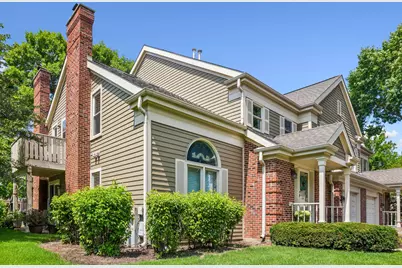 2543 E Hunter Drive #0, Arlington Heights, IL 60004 - Photo 2