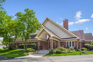 2543 E Hunter Dr, Arlington Heights, IL 60004 - Photo 20