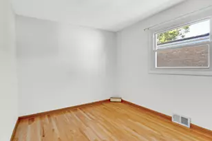 265 Chestnut Ave, South Chicago Heights, IL 60411 - Photo 12