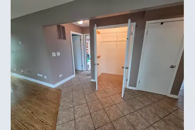 180 Farmgate Drive, Schaumburg, IL 60193 - Photo 10
