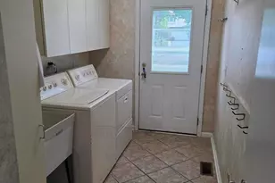 180 Farmgate Dr, Schaumburg, IL 60193 - Photo 12