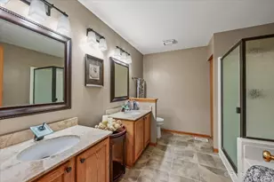 2125 Braeburn Dr, Wauconda, IL 60084 - Photo 16
