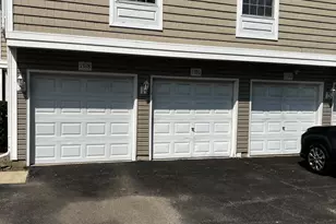 1320 Alpine Ct, Wheeling, IL 60090 - Photo 2