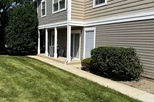 1320 Alpine Ct, Wheeling, IL 60090 - Photo 1