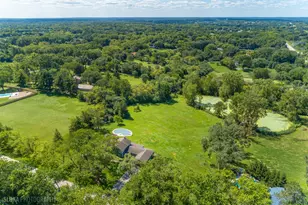 22406 N Bertha Ln, Barrington, IL 60010 - Photo 2
