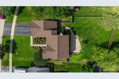 6 Elizabeth Court, Lake in the Hills, IL 60156 - Photo 48