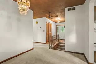 4367 Shorewood Dr, Rockford, IL 61101 - Photo 14