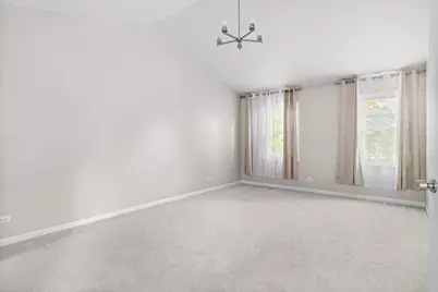 17 Cherrywood Drive, Schaumburg, IL 60194 - Photo 18