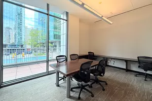 240 E Illinois St, Chicago, IL 60611 - Photo 38