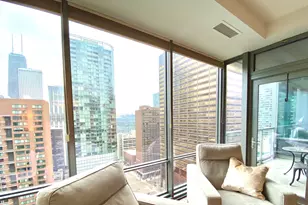 240 E Illinois St, Chicago, IL 60611 - Photo 6