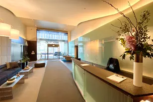 240 E Illinois St, Chicago, IL 60611 - Photo 2