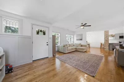 8423 Greenview Avenue, Brookfield, IL 60513 - Photo 6