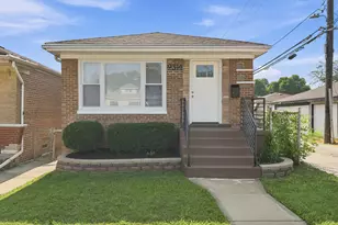 9314 S Colfax Ave, Chicago, IL 60617 - Photo 1