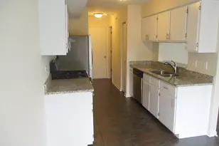 203 Teak Ln, Streamwood, IL 60107 - Photo 10