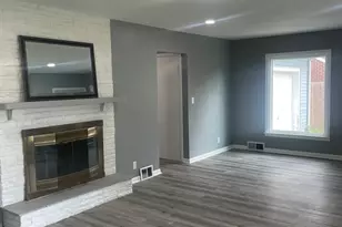 2310 N Winnebago St, Rockford, IL 61103 - Photo 8