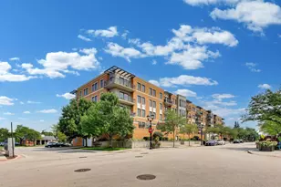 135 S York St, Elmhurst, IL 60126 - Photo 4