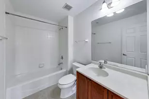 135 S York St, Elmhurst, IL 60126 - Photo 18
