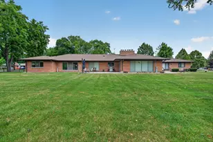 601 Marion Ave, Saint Charles, IL 60174 - Photo 38