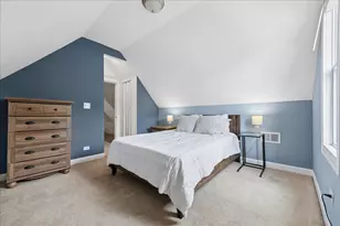 2835 W Wellington Ave, Chicago, IL 60618 - Photo 18