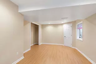 17 Garden Crescent Ct, Elgin, IL 60123 - Photo 14