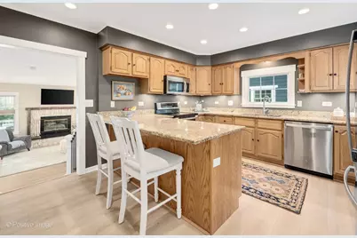 4641 Prince Street, Downers Grove, IL 60515 - Photo 10