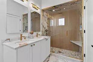 1347 W Grand Ave, Chicago, IL 60642 - Photo 16