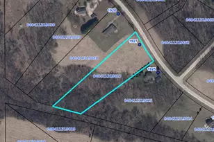1927 Hidden Valley Dr, Lake Carroll, IL 61046 - Photo 1