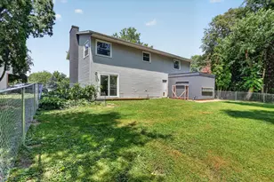 1821 Middlebury Rd, Freeport, IL 61032 - Photo 38