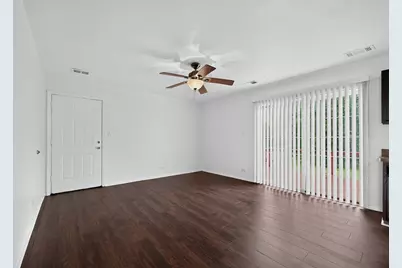 1301 Berkeley Avenue, Ford Heights, IL 60411 - Photo 16
