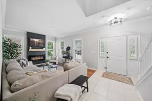 39W423 Herrington Blvd, Geneva, IL 60134 - Photo 2