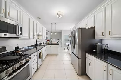 39W423 Herrington Boulevard, Geneva, IL 60134 - Photo 6
