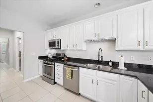 39W423 Herrington Blvd, Geneva, IL 60134 - Photo 8