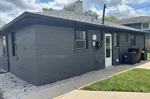 363 Minocqua Ave, Park Forest, IL 60466 - Photo 6