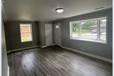 363 Minocqua Avenue, Park Forest, IL 60466 - Photo 4