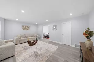 1130 156th Pl, Calumet City, IL 60409 - Photo 4