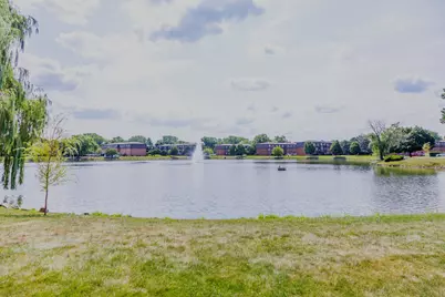 9480 Bay Colony Drive #2N, Des Plaines, IL 60016 - Photo 16