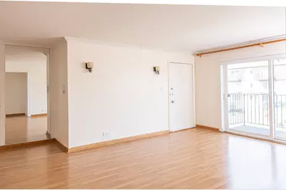 9480 Bay Colony Drive #2N, Des Plaines, IL 60016 - Photo 6