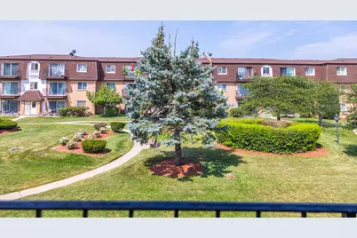 9480 Bay Colony Drive #2N, Des Plaines, IL 60016 - Photo 10