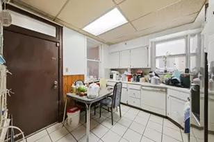 6325 S Francisco Ave, Chicago, IL 60629 - Photo 10