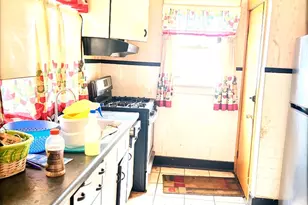 650 Forsythe Ave, Calumet City, IL 60409 - Photo 10