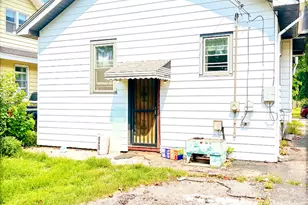 650 Forsythe Ave, Calumet City, IL 60409 - Photo 2